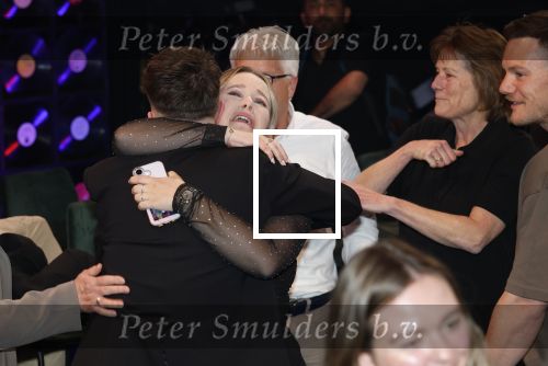 Hilversum 8 mei 2026
Finale van the Voice of Holland met Chantal janzen en Edson da Graca . De coaches zijn Suzen & freek Willie Wartaal Dinand Woesthoff en Ilse de Lange . de Finalisten Ruben Hillen Nieloefaar Bahadori Sanne v Assouw en Thijs Veldhuis . De bekendmaking was in RTL Tonight met Humberto Tan als presentator. Ruben Hillen met zus