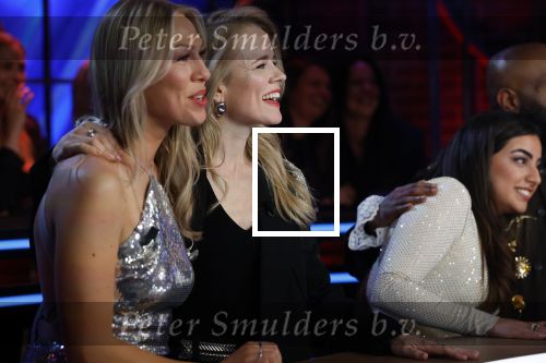 Hilversum 8 mei 2026
Finale van the Voice of Holland met Chantal janzen en Edson da Graca . De coaches zijn Suzen & freek Willie Wartaal Dinand Woesthoff en Ilse de Lange . de Finalisten Ruben Hillen Nieloefaar Bahadori Sanne v Assouw en Thijs Veldhuis . De bekendmaking was in RTL Tonight met Humberto Tan als presentator.
