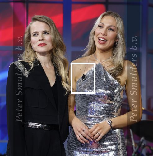 Hilversum 8 mei 2026
Finale van the Voice of Holland met Chantal janzen en Edson da Graca . De coaches zijn Suzen & freek Willie Wartaal Dinand Woesthoff en Ilse de Lange . de Finalisten Ruben Hillen Nieloefaar Bahadori Sanne v Assouw en Thijs Veldhuis . De bekendmaking was in RTL Tonight met Humberto Tan als presentator.