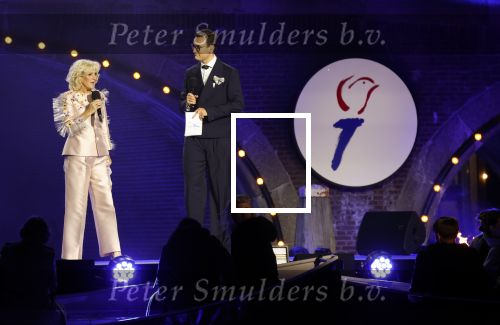 Amsterdam 5 mei 2026
5 mei Concert op de Amstel voor bevrijdingsdag . Koning Willem Alexander en Koningin Maxima zijn aanwezig .
Splinter Chabot en Tineke Schouten