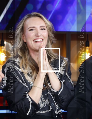 Hilversum 8 mei 2026
Finale van the Voice of Holland met Chantal janzen en Edson da Graca . De coaches zijn Suzen & freek Willie Wartaal Dinand Woesthoff en Ilse de Lange . de Finalisten Ruben Hillen Nieloefaar Bahadori Sanne v Assouw en Thijs Veldhuis . De bekendmaking was in RTL Tonight met Humberto Tan als presentator.