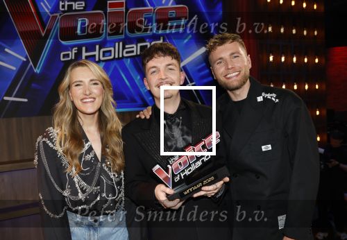 Hilversum 8 mei 2026
Finale van the Voice of Holland met Chantal janzen en Edson da Graca . De coaches zijn Suzen & freek Willie Wartaal Dinand Woesthoff en Ilse de Lange . de Finalisten Ruben Hillen Nieloefaar Bahadori Sanne v Assouw en Thijs Veldhuis . De bekendmaking was in RTL Tonight met Humberto Tan als presentator.