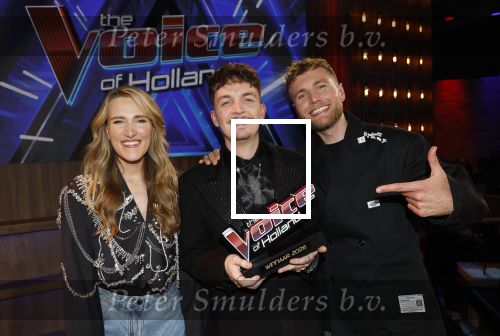 Hilversum 8 mei 2026
Finale van the Voice of Holland met Chantal janzen en Edson da Graca . De coaches zijn Suzen & freek Willie Wartaal Dinand Woesthoff en Ilse de Lange . de Finalisten Ruben Hillen Nieloefaar Bahadori Sanne v Assouw en Thijs Veldhuis . De bekendmaking was in RTL Tonight met Humberto Tan als presentator.