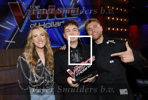 Hilversum 8 mei 2026
Finale van the Voice of Holland met Chantal janzen en Edson da Graca . De coaches zijn Suzen & freek Willie Wartaal Dinand Woesthoff en Ilse de Lange . de Finalisten Ruben Hillen Nieloefaar Bahadori Sanne v Assouw en Thijs Veldhuis . De bekendmaking was in RTL Tonight met Humberto Tan als presentator.