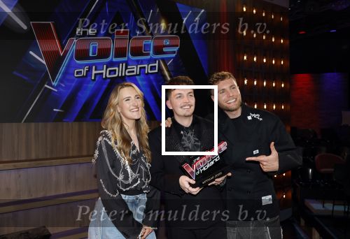 Hilversum 8 mei 2026
Finale van the Voice of Holland met Chantal janzen en Edson da Graca . De coaches zijn Suzen & freek Willie Wartaal Dinand Woesthoff en Ilse de Lange . de Finalisten Ruben Hillen Nieloefaar Bahadori Sanne v Assouw en Thijs Veldhuis . De bekendmaking was in RTL Tonight met Humberto Tan als presentator.
