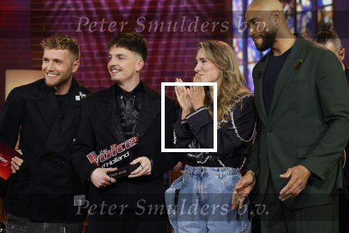 Hilversum 8 mei 2026
Finale van the Voice of Holland met Chantal janzen en Edson da Graca . De coaches zijn Suzen & freek Willie Wartaal Dinand Woesthoff en Ilse de Lange . de Finalisten Ruben Hillen Nieloefaar Bahadori Sanne v Assouw en Thijs Veldhuis . De bekendmaking was in RTL Tonight met Humberto Tan als presentator.