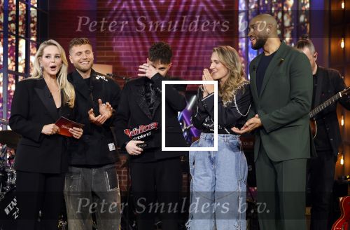 Hilversum 8 mei 2026
Finale van the Voice of Holland met Chantal janzen en Edson da Graca . De coaches zijn Suzen & freek Willie Wartaal Dinand Woesthoff en Ilse de Lange . de Finalisten Ruben Hillen Nieloefaar Bahadori Sanne v Assouw en Thijs Veldhuis . De bekendmaking was in RTL Tonight met Humberto Tan als presentator.