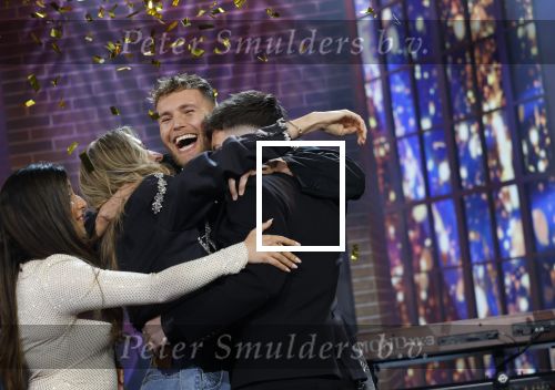 Hilversum 8 mei 2026
Finale van the Voice of Holland met Chantal janzen en Edson da Graca . De coaches zijn Suzen & freek Willie Wartaal Dinand Woesthoff en Ilse de Lange . de Finalisten Ruben Hillen Nieloefaar Bahadori Sanne v Assouw en Thijs Veldhuis . De bekendmaking was in RTL Tonight met Humberto Tan als presentator.