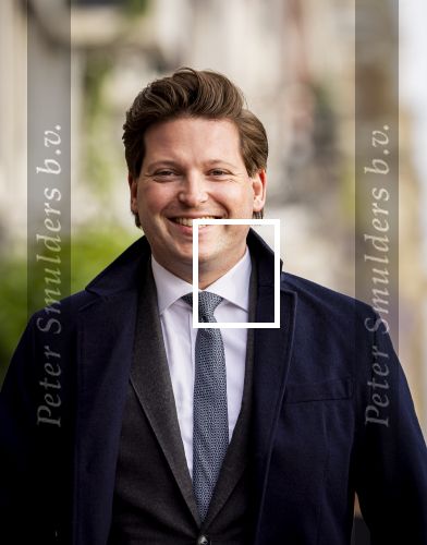Amsterdam 5 mei 2026
5 mei Concert op de Amstel voor bevrijdingsdag . Koning Willem Alexander en Koningin Maxima zijn aanwezig .
Tineke Schouten en Splinter Chabot presenteren het . De artiesten die opterden zijn Roxeanne Hazes Acda en de Munnik Miss Envy Peru Edsilia Rombley Rolf Sanches en Fleur Raateland .  Thom v Campen