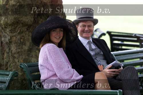 Ascot ( Engeland ) 17 juni 1999
Hoeden...hoeden  en nog meer hoeden op de LADY\'S-day tijdens de Ascot paardenraces