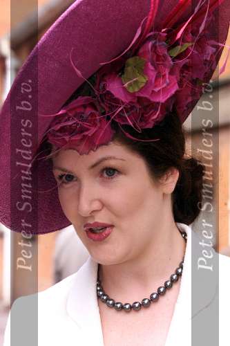 Ascot ( Engeland ) 17 juni 1999
Hoeden...hoeden  en nog meer hoeden op de LADY\'S-day tijdens de Ascot paardenraces