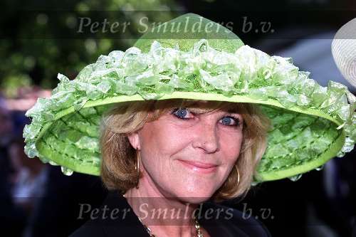 9 juni 1999
Haringparty Nijenrode - Breukelen
Astrid Engels met hoed
