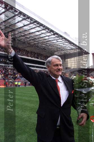 16 mei 1999
Afscheid Bobby Robson van eindhovens publiek