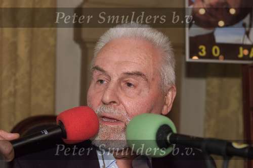 Amsterdam 16 juni 1999
Tom Mulder 30 jaar discjocket bij radio
Bull Verweij