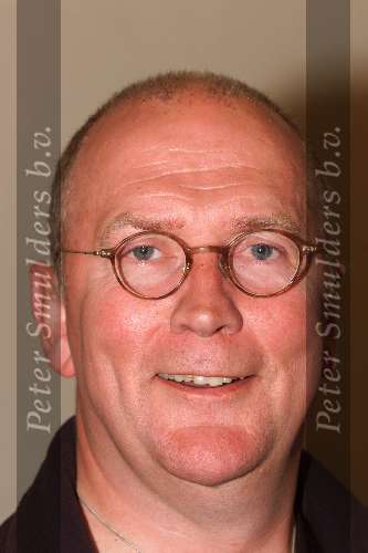 Blaricum, 8 juni 1999
Uitreiking CD van Koos Alberts
Op de foto Harry Slinger