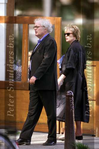 Amsterdam 16 juni 1999
De ontslagen Henk Spaan met vrouw en dochter op een amsterdams terras