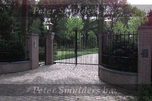 4 juni 1999
John de Mol Jr.
Z\'n nieuwste huis