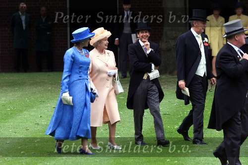 Ascot (Engeland ) 17 juni 1999
Ascot races met veel hoeden
Koning Elizabeth
