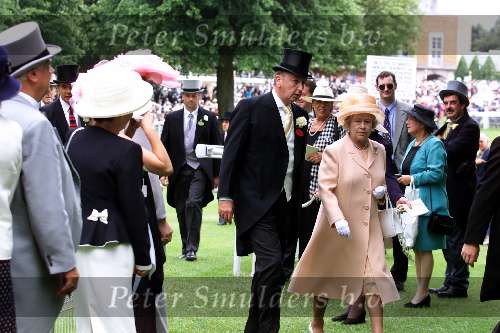 Ascot (Engeland ) 17 juni 1999
Ascot races met veel hoeden
Koning Elizabeth