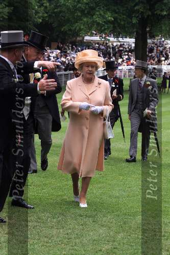Ascot (Engeland ) 17 juni 1999
Ascot races met veel hoeden
Koning Elizabeth