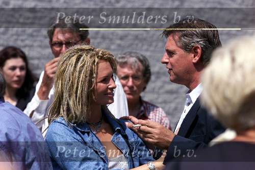 Amsterdam 16 juni 1999
Begrafenis Ex-vriend  van Hans v d Togt die is overleden aan aids.
Hier met Leontine Borsato