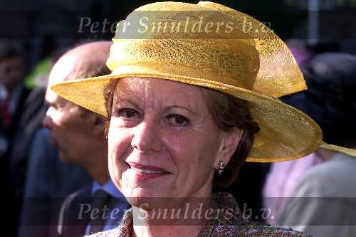9 juni 1999
Haringparty Nijenrode - Breukelen
Neelie Kroes met hoed