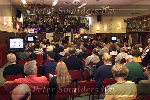 Maastricht 21 juni 1999
Veiling van juwelen en andere zaken van Mary Servaes, De Zangeres Zonder Naam