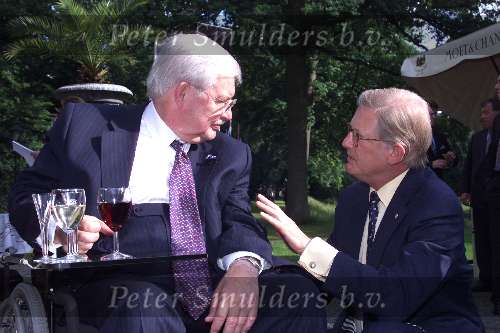 Breukelen 7 juni 2000
Haringparty op Nijenrode.
Albert Heijn en Pieter v Vollenhoven