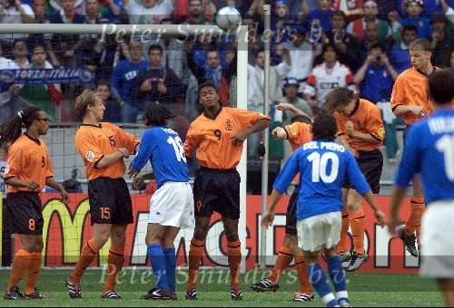 Amsterdam 29 juni 2000  Euro 2000
1/2 finale Nederland-Italie, eindstand 0-0 na verlenging 0-0
Nederland verliest met strafschoppen
Boudewijn Zendenp Patrick Kluivert Paul Bosvelt Dennis Bergkamp en Edgar Davids
Europees Kampioenschap voetbal 2000