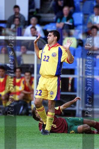 Arnhem, 17 juni 2000  Euro 2000
Roemenie-Portugal, eindstand 0-1
Cosmin Contra
Europees Kampioenschap voetbal 2000