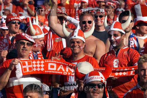 Rotterdam, 16 juni 2000 Euro 2000
Nederland-Denemarken, eindstand 3-0
supporters Deens elftal
Europees Kampioenschap voetbal 2000