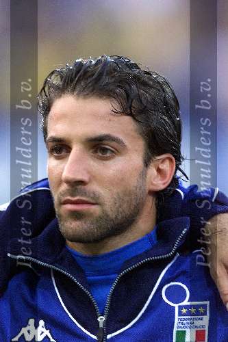 Eindhoven, 19 juni 2000   Euro 2000
Italie-Zweden  eindstand 2-1
Del Piero
Europees Kampioenschap voetbal 2000