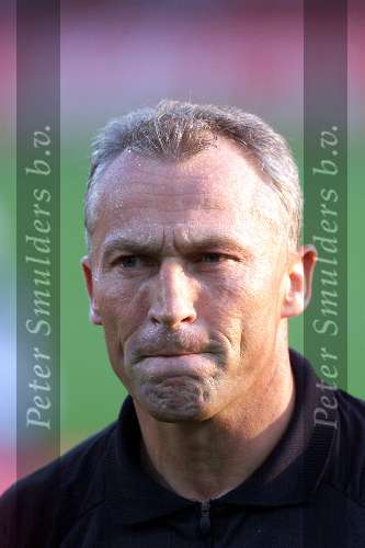 Rotterdam, 20 juni 2000   Euro 2000
Portugal-Duitsland, eindstand 3-0
Dick jol
Europees Kampioenschap voetbal 2000