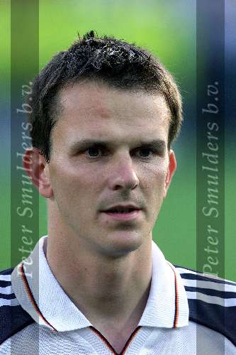 Rotterdam, 20 juni 2000   Euro 2000
Portugal-Duitsland, eindstand 3-0
Dietmar Hamann
Europees Kampioenschap voetbal 2000
