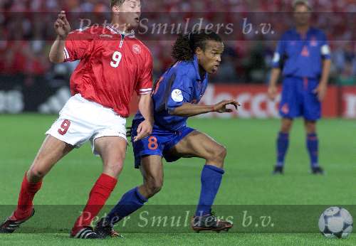 Rotterdam16 juni 2000 Euro 2000
Nederland-Denemarken, eindstand 3-0
Edgar Davids contra Jon Dahl Tomasson
Europees Kampioenschap voetbal 2000