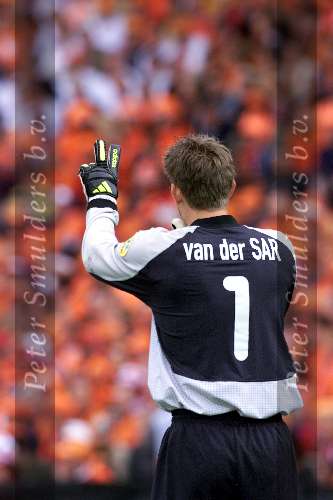 Rotterdam, 25 juni 2000   Euro 2000
Nederland-Yougoslavie, eindstand 6-1
4 doelpunten Patrick kluivert en 2 x Marc Overmars
Edwin vd Sar met adidas handschoenen
Europees Kampioenschap Voetbal 2000