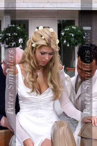 Amsterdam 3 juni 2000
Ruud Gullit en Estelle Gullit trouwen.