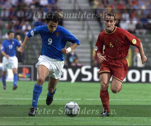 Brussel, 14 juni 2000
Belgie-Italie, eindstand 0-2
Filippo Inzaghi in duel metYves Vanderhaeghe
Europees Kampioenschap Voetbal 2000