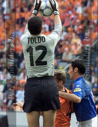 Amsterdam, 29 juni 2000   Euro 2000
Nederland-Italie, eindstand 0-0 ook na verlenging Italie wint na strafschoppen

Toldo
PETER SMULDERS BV