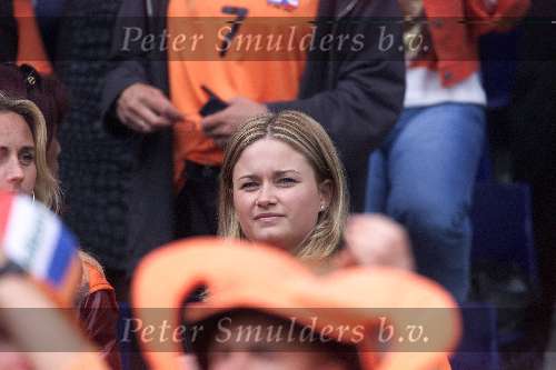 Rotterdam, 25 juni 2000   Euro 2000
Nederland-Yougoslavie, eindstand 6-1
4 doelpunten Patrick kluivert en 2 x Marc Overmars
Vriendin Giovanni v Bronckhorst
Europees Kampioenschap Voetbal 2000