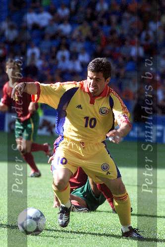 Arnhem, 17 juni 2000  Euro 2000
Roemenie-Portugal, eindstand 0-1
Hagi
Europees Kampioenschap Voetbal 2000
