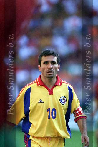 Arnhem, 17 juni 2000  Euro 2000
Roemenie-Portugal, eindstand 0-1
Hagi
Europees Kampioenschap Voetbal 2000
