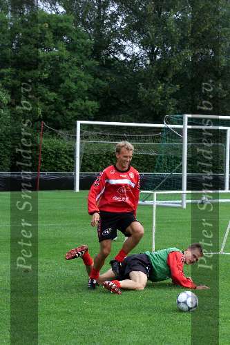 Landgraaf 6 juni 2000
Training Denemarken met Jan Heintze, Jon Dahl Tomasson en Jesper Gronkjaer
Europees Kampioenschap Voetbal 2000