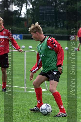 Landgraaf 6 juni 2000
Training Denemarken met Jan Heintze, Jon Dahl Tomasson en Jesper Gronkjaer
Europees Kampioenschap Voetbal 2000
