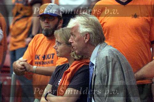 Amsterdam, 21 juni 2000    Euro 2000
Nederland-Frankrijk, eindstand 3-2
Leo Beenhakker met vriendin ????
Europees Kampioenschap Voetbal 2000