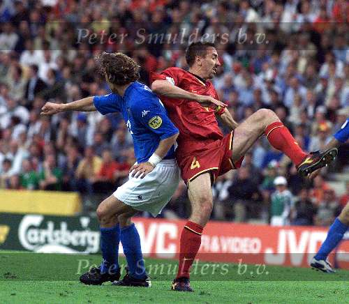 Brussel, 14 juni 2000
Belgie-Italie, eindstand 0-2
4 Lorenzo Staelens
Europees Kampioenschap Voetbal 2000