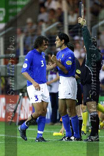 Eindhoven, 19 juni 2000  Euro 2000
Italie-Zweden, eindsatnd 2-1
Maldini wordt gewisseld voor Nesta
Europees Kampioenschap Voetbal 2000