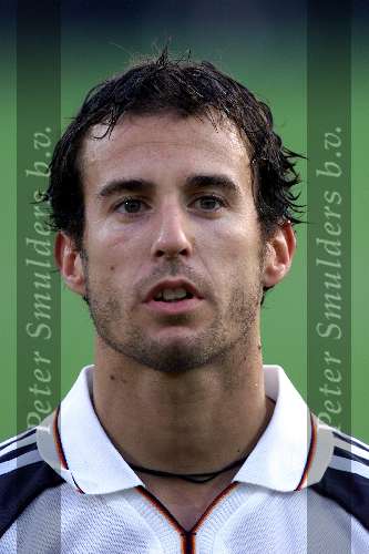 Rotterdam, 20 juni 2000   Euro 2000
Portugal-Duitsland, eindstand 3-0
Mehmet Scholl
Europees Kampioenschap Voetbal 2000