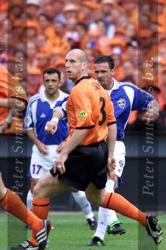 Rotterdam, 25 juni 2000   Euro 2000
Nederland-Yougoslavie, eindstand 6-1
Mijatovic  Jaap Stam
Europees Kampioenschap Voetbal 2000