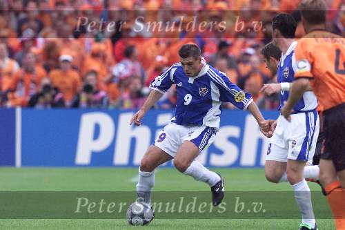 Rotterdam, 25 juni 2000   Euro 2000
Nederland-Yougoslavie, eindstand 6-1
Milosevic
Europees Kampioenschap Voetbal 2000